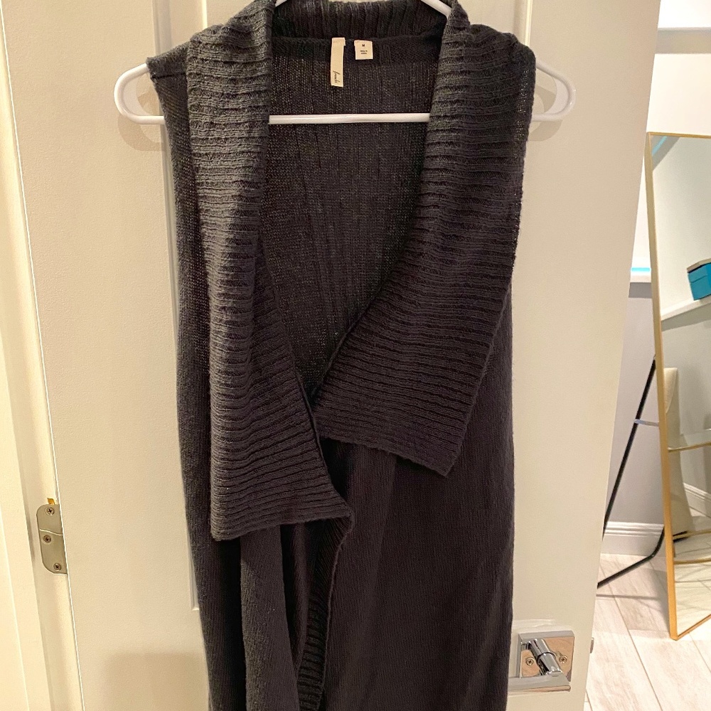 Frenchi Medium throw top